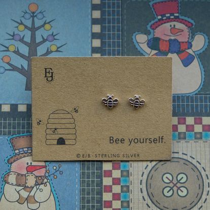 Stříbrné náušnice Včelka.