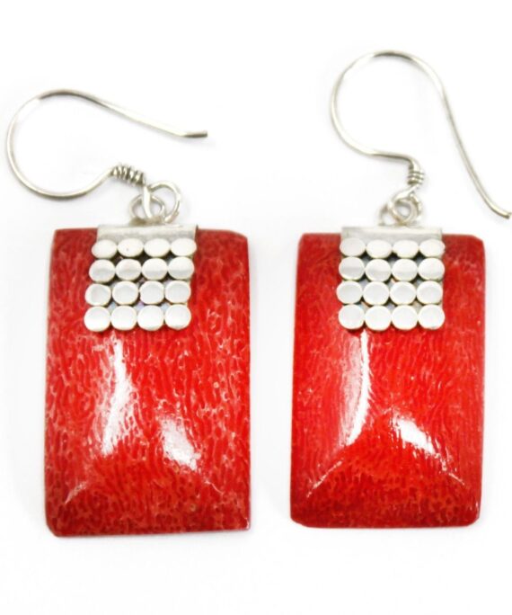 Stříbrné náušnice s červenou pryskyřicí OBDÉLNÍČKY.